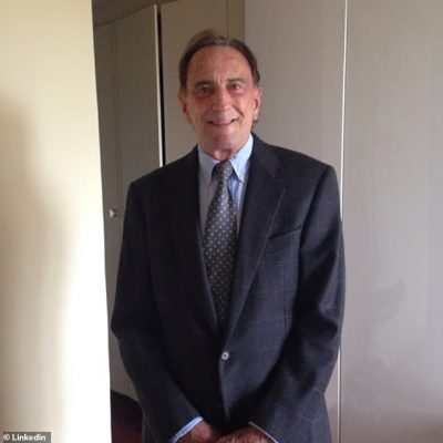 93岁澳洲“爷爷”计划再当爸 欲与37岁华裔妻再追个女儿！