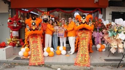 以现代中药理念深耕保健产业 神农氏第三家旗舰店落户新山