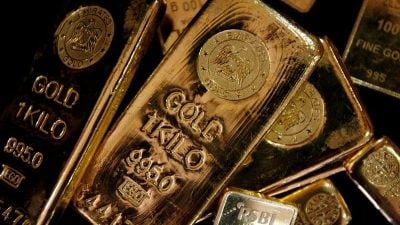 金价连跌三日 从历史高位回落近6％