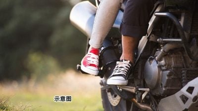 捡到断钥匙问AI教学  2少年偷摩托兜风被捕