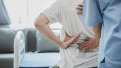 戴之钦 / 物理治疗能否矫正脊侧？ 强肌稳脊 惟中重度助益有限