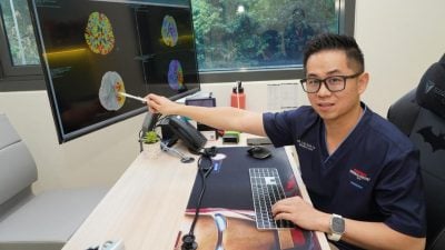 中风不再是老人病  别拖延快治疗是关键
