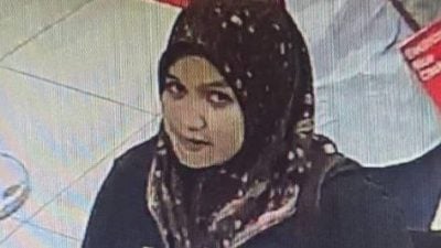 趁人不备偷钱包　女小偷盗用信用卡买电风扇