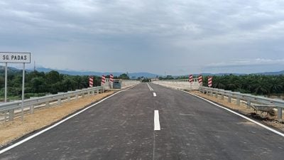 横跨巴达斯河 丹南金马旺第2大桥通车