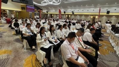砂火箭代表大会.通过13项提案