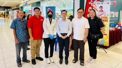 2025年星洲展销会 | 行动党携手康宁药剂 . 设乐龄健康服务柜台