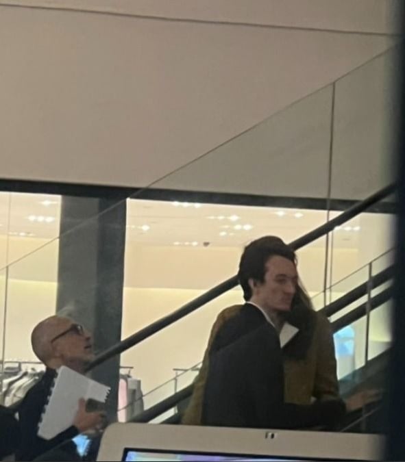 BLACKPINK一唱完就离台 Lisa独留高雄约会LV三公子