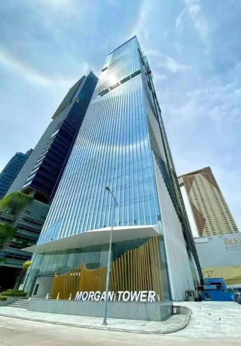 CBD顶级写字楼藏电信诈骗窝点!柬埔寨警方拘80人包括57名中国人