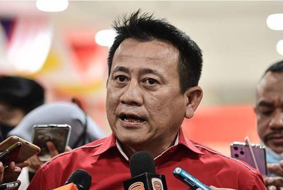 “他应先反思过往背叛” 顿费沙回击旺赛夫指控