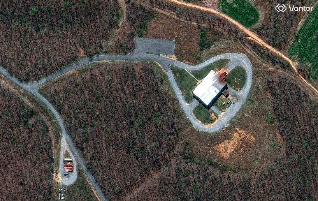 “无人幸存”美国军需品工厂爆炸 当局确认16人遇难