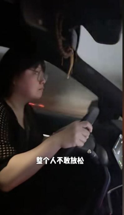 “细细粒”坦承复胖 已没开工一个月