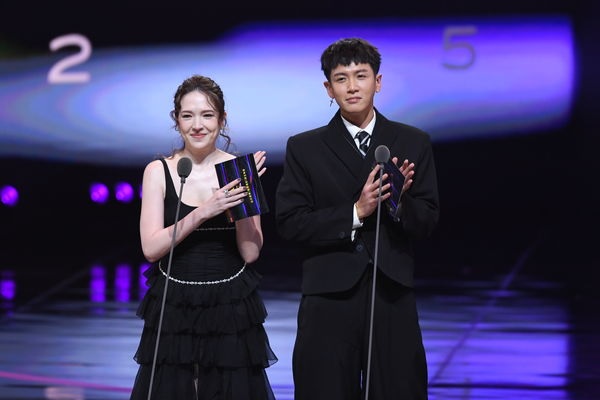 “越南影帝”连炳发封金钟视帝 杨谨华6次入围首封金钟视后