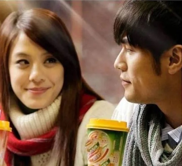 “J女郎”江语晨宣布离婚 亲揭离婚原因