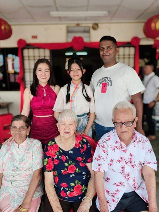 《我们》爱在四语之间:刘兰仙与拿肯达仁的共融人生