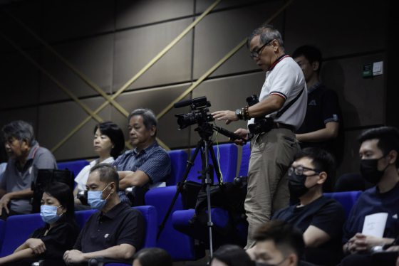 【人生第二春／01】退休是一场重生，投身志工无私付出，活出幸福后半生──义工‧莫泽文