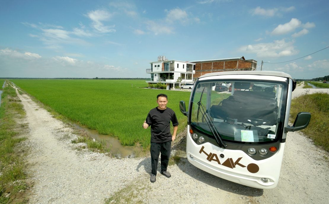 【半岛心旅行】★10月17日刊登／大霹雳封底主文／| 漫游水闸秘境  稻浪 乡情 新村故事