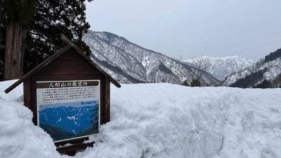【日本】冬季里的合掌村──白色的世外桃源