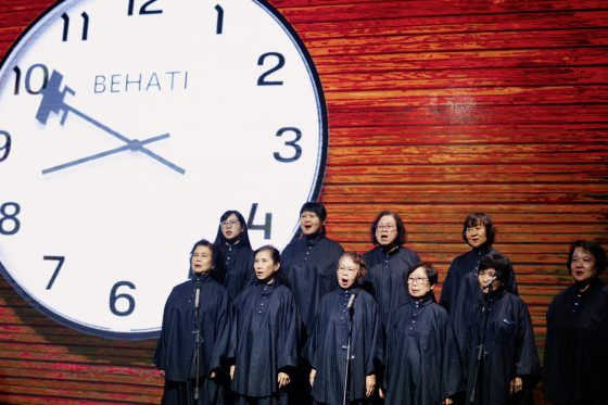 【服装秀幕后／03】不只是服装设计师，身兼多职，把一场秀做到极致──设计师兼造型师Kel Wen