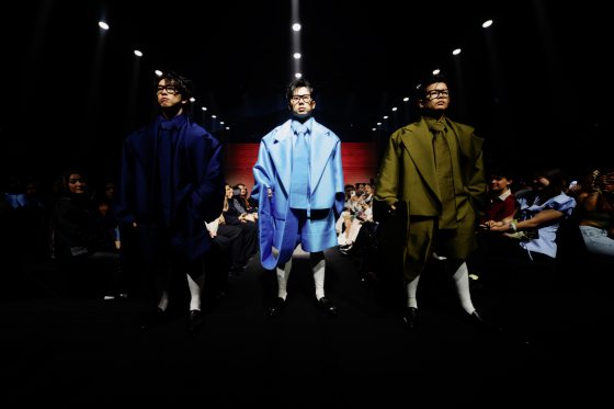 【服装秀幕后／03】不只是服装设计师，身兼多职，把一场秀做到极致──设计师兼造型师Kel Wen