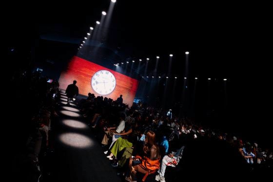 【服装秀幕后／03】不只是服装设计师，身兼多职，把一场秀做到极致──设计师兼造型师Kel Wen