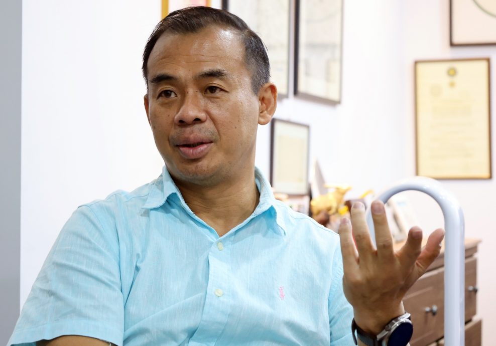 【焦点】（10月8日）住宿工作船：海上平台的守护者（1/2）