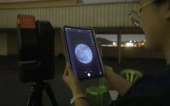 【追月逐影/01】追逐谜一样的月亮,我们看着的是否同一个月亮?