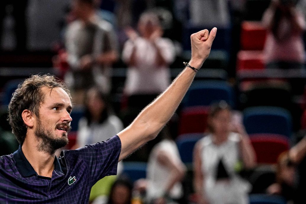 上海网球大师赛| “还不想离开世界最好城市“  梅德想终结50站冠军荒