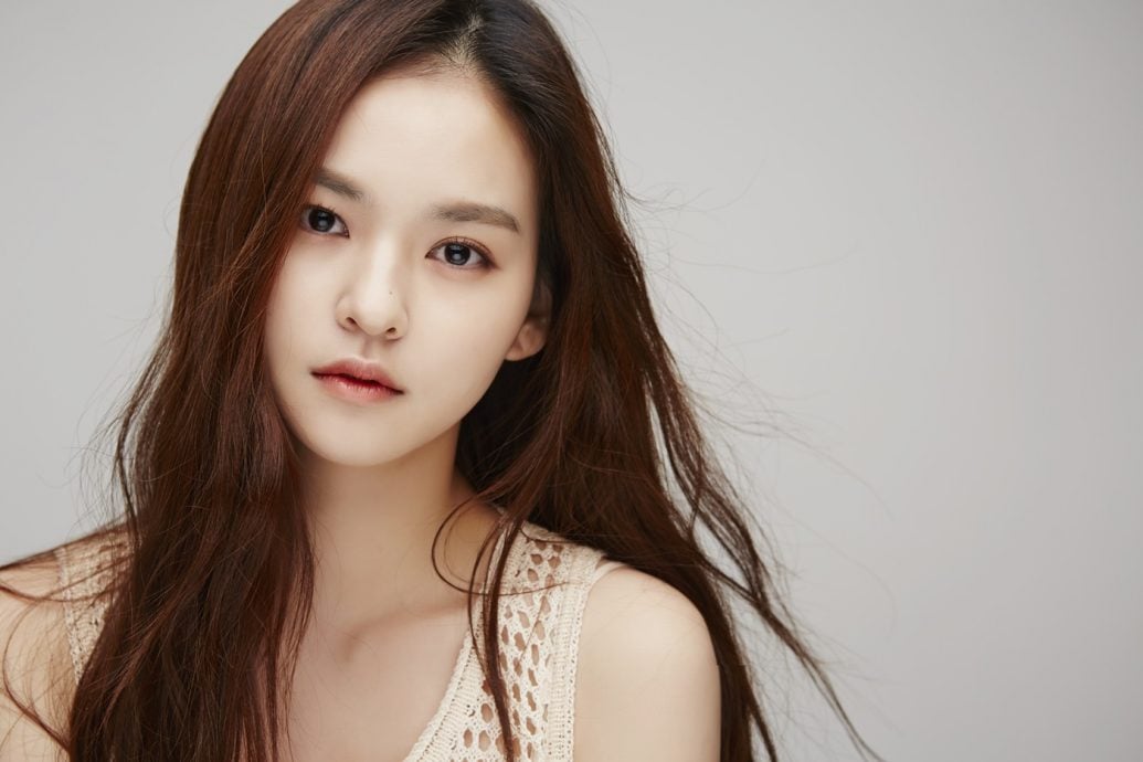 下周首尔办非公开婚礼 金允慧宣布嫁圈外丈夫