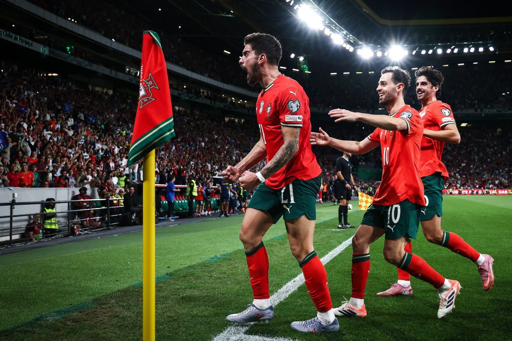 世界杯入选赛|21号战袍再成葡萄牙功臣 内维斯绝杀致敬若塔