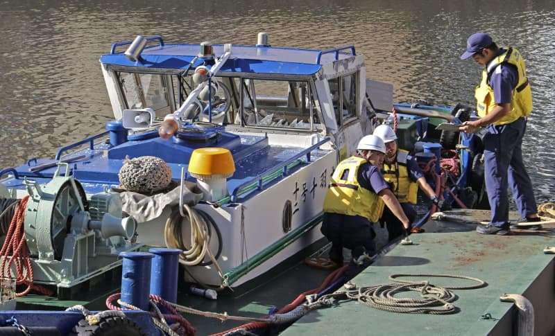 东京丰洲运河两船相撞　至少1死4伤