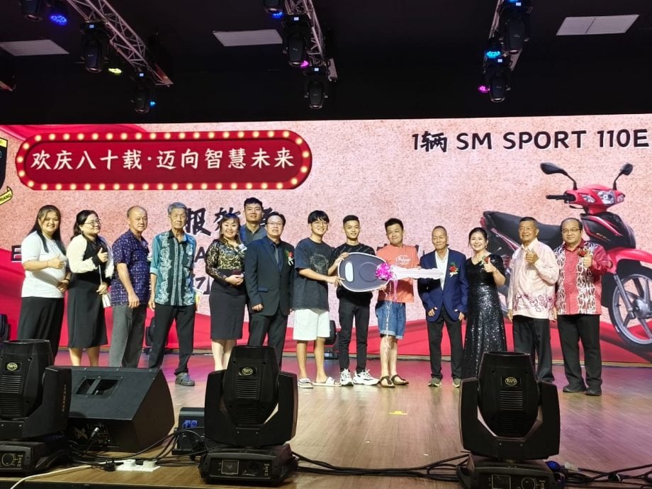 东头：文德里华小华小Tiger星洲义演展现众志成城力量