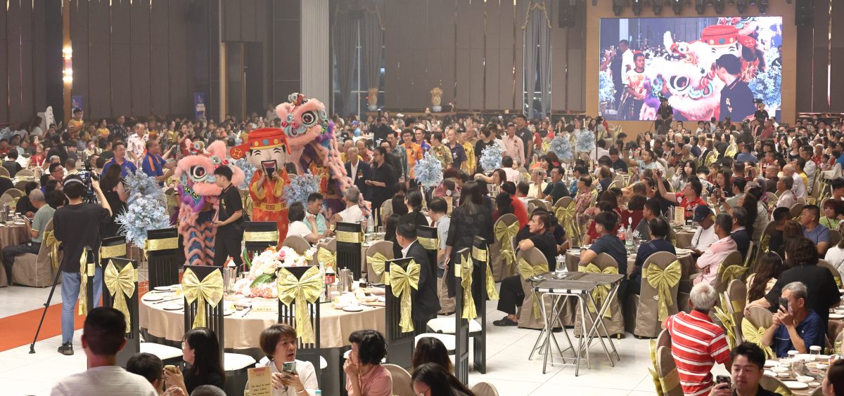 东头：文德里华小华小Tiger星洲义演展现众志成城力量