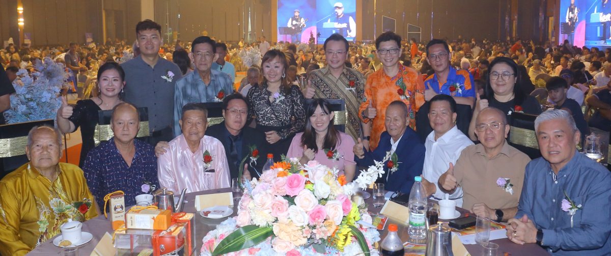 东头：文德里华小华小Tiger星洲义演展现众志成城力量