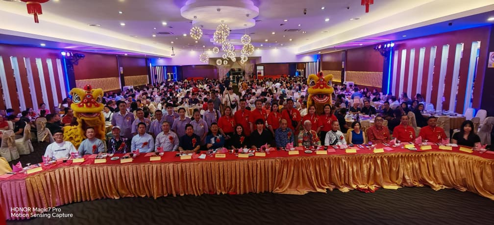 东(已签发):关丹天坛教龙圣宫欢庆18周年纪念福德正神千秋宝诞暨筹募基金联欢晚会