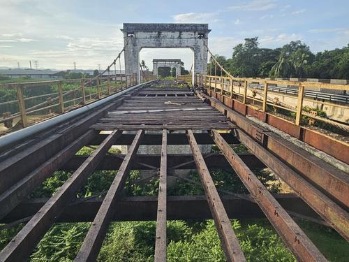 东(已签):丹州政府盼国家遗产局加速对历史悠久的瓜拉吉赖苏丹依斯迈吊桥的修复。