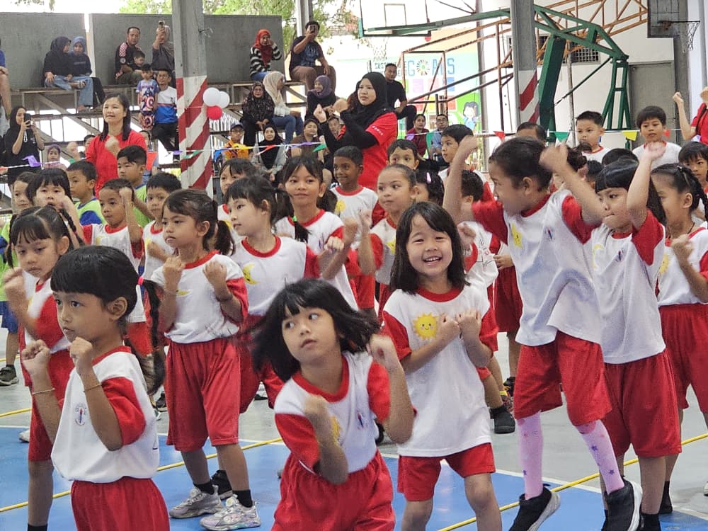 东（已签）： 哥打峇鲁中正幼儿园游戏运动会