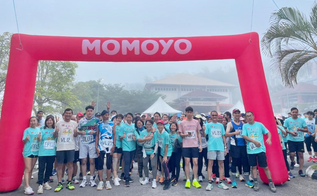 东(已签):瓜拉吉赖捷兔跑步会男女公开测时跑步赛,吸引452人参赛!