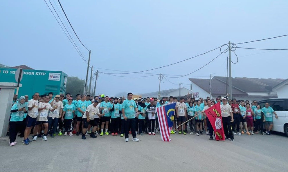 东(已签):瓜拉吉赖捷兔跑步会男女公开测时跑步赛,吸引452人参赛!