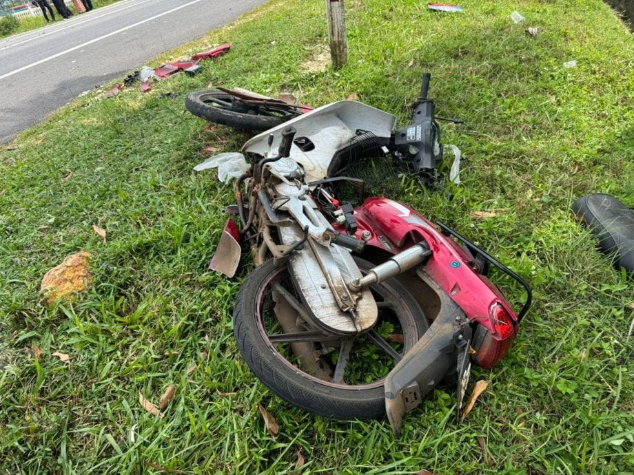 东:一辆摩托车与一辆轿车相撞,69岁摩托车骑士身受重伤,当场死亡。