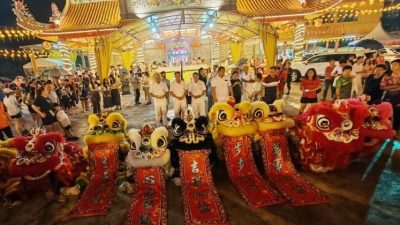 关丹斗母宫九皇爷诞 舞狮助兴添活力