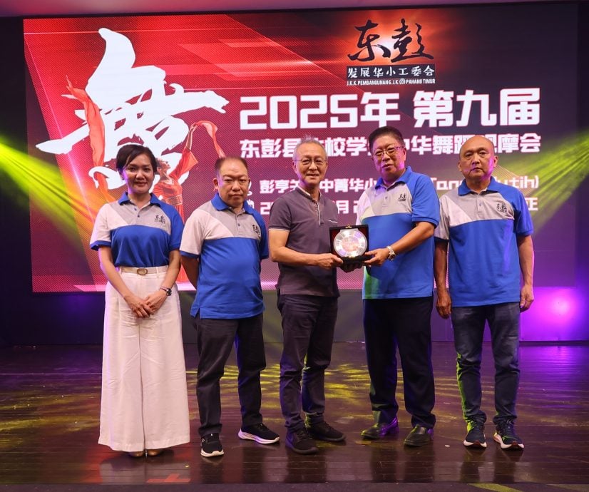 东:已签发:彭州消费人事务与人力资源委员会主席沈春祥指出,政府“不怕做U-Turn政府”,认为政府有勇于承认并修正错误的态度