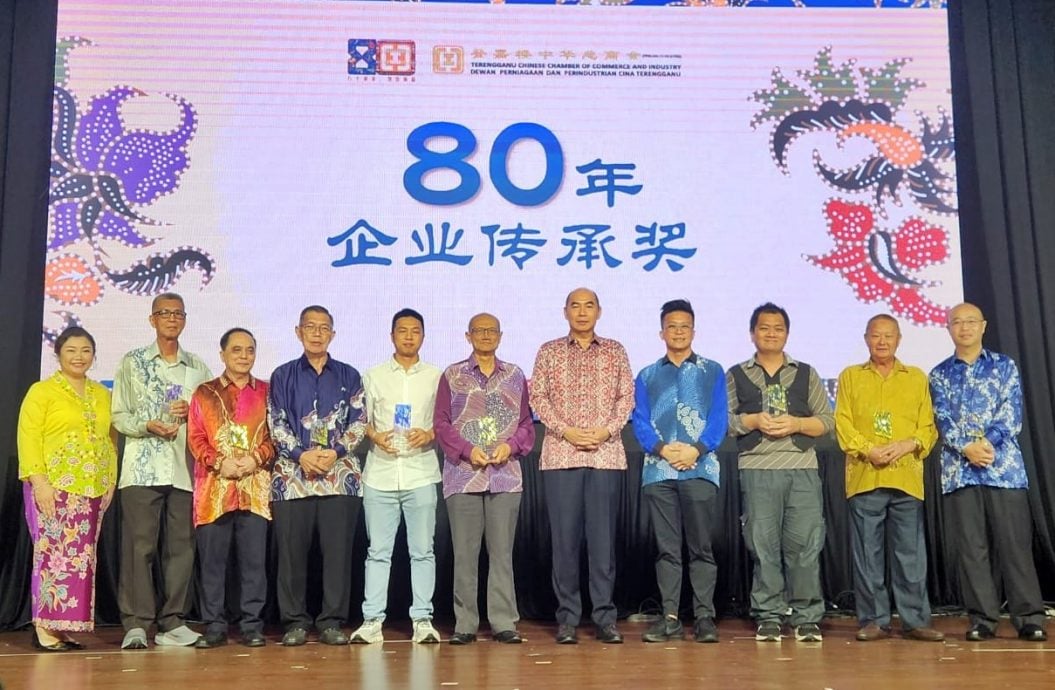 东：已签发：登嘉楼中华总商会成立80周年纪念晚宴