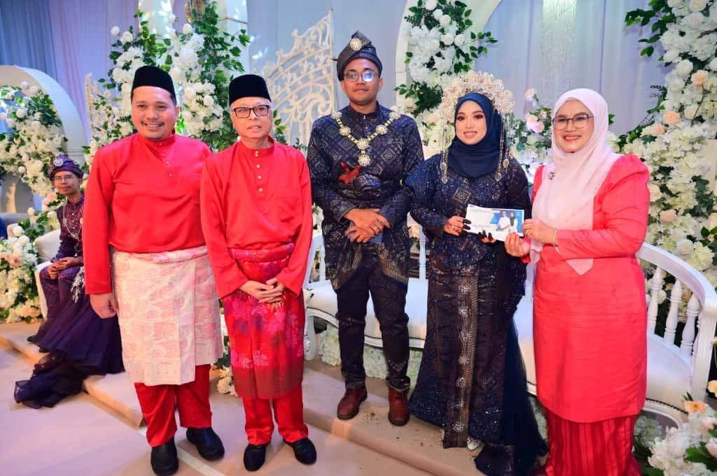 东:彭亨州政府新婚援助计划 百乐县7对新人受惠