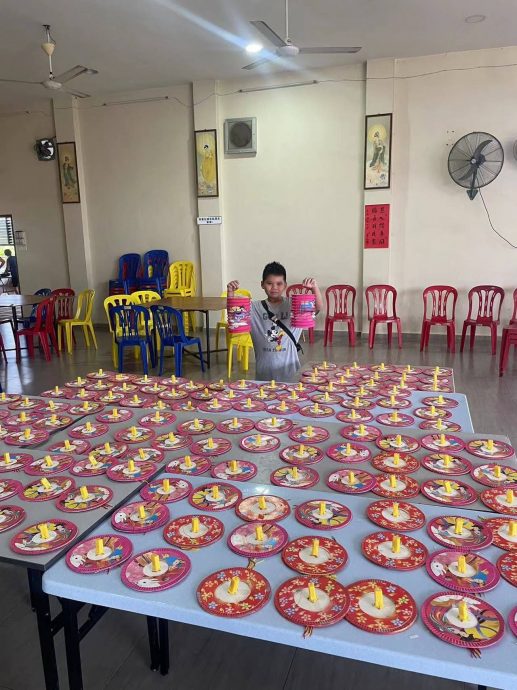 东：明光爱心慈善社与明光佛教会5日中秋晚会