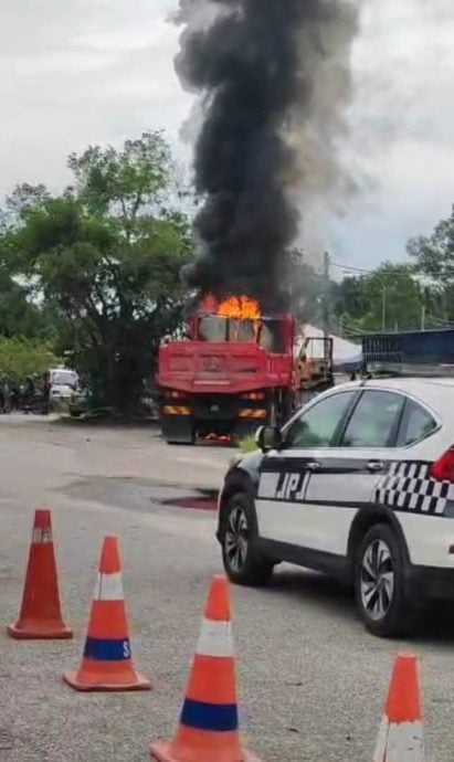 东:纵火烧毁自己罗里以避免被执法当局充公,罗里车主被控及罚款