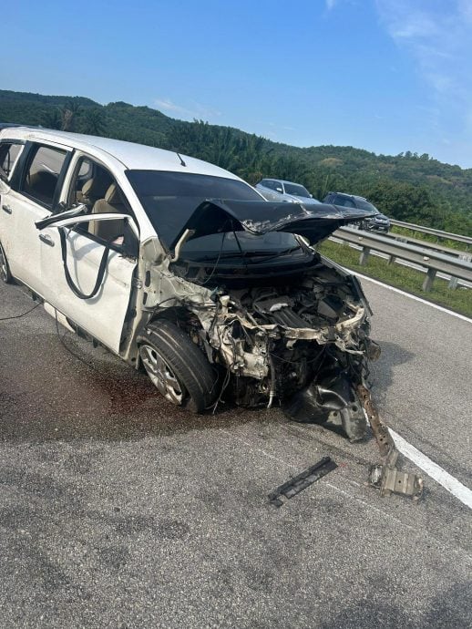 东:(已签发)休旅车东大道行驶失控 司机抛出车外死