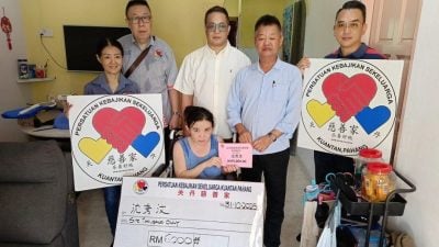 关丹慈善家 关丹师公坛 登门助沈秀汶