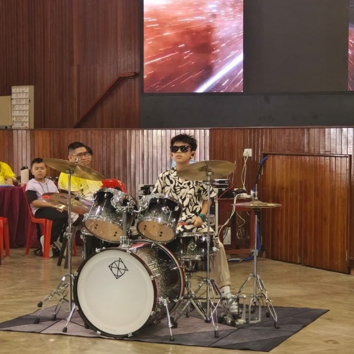 东：（已签发）文德甲中华小学（二）校儿童节