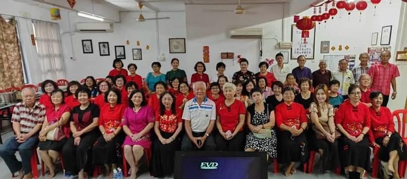 东:(已签发)文德甲旧曲知音联谊会中秋追月会 歌友以歌会友