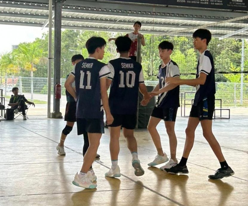 东:(已签发)昌明杯全彭18岁以下男子排球邀请赛31日至11月2日1
